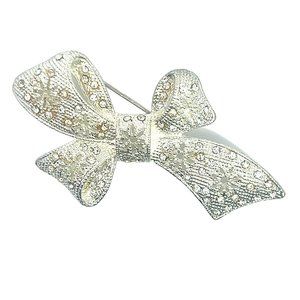 Vintage - Signed - PD Silver tone Clear Rhinestone Bow Brooch Pin